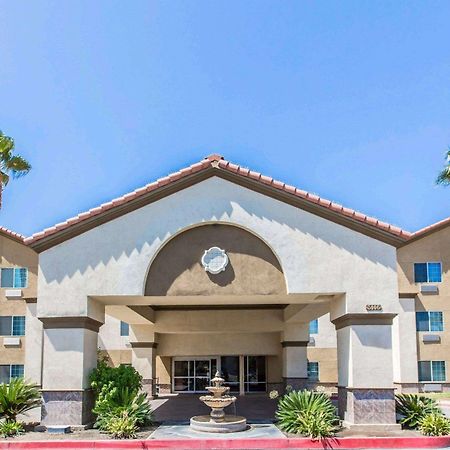 Comfort Suites Μπέικερσφιλντ Εξωτερικό φωτογραφία