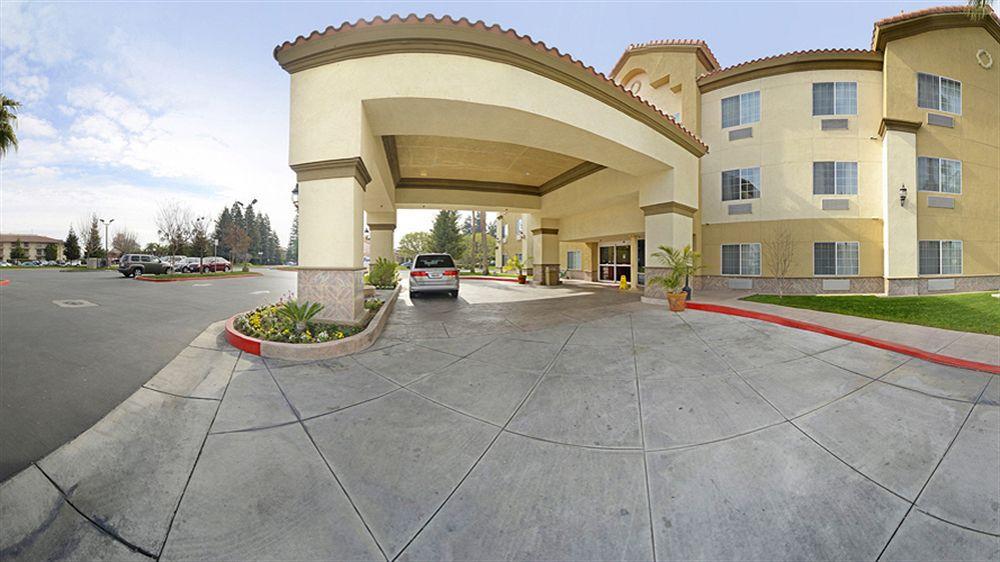 Comfort Suites Μπέικερσφιλντ Εξωτερικό φωτογραφία