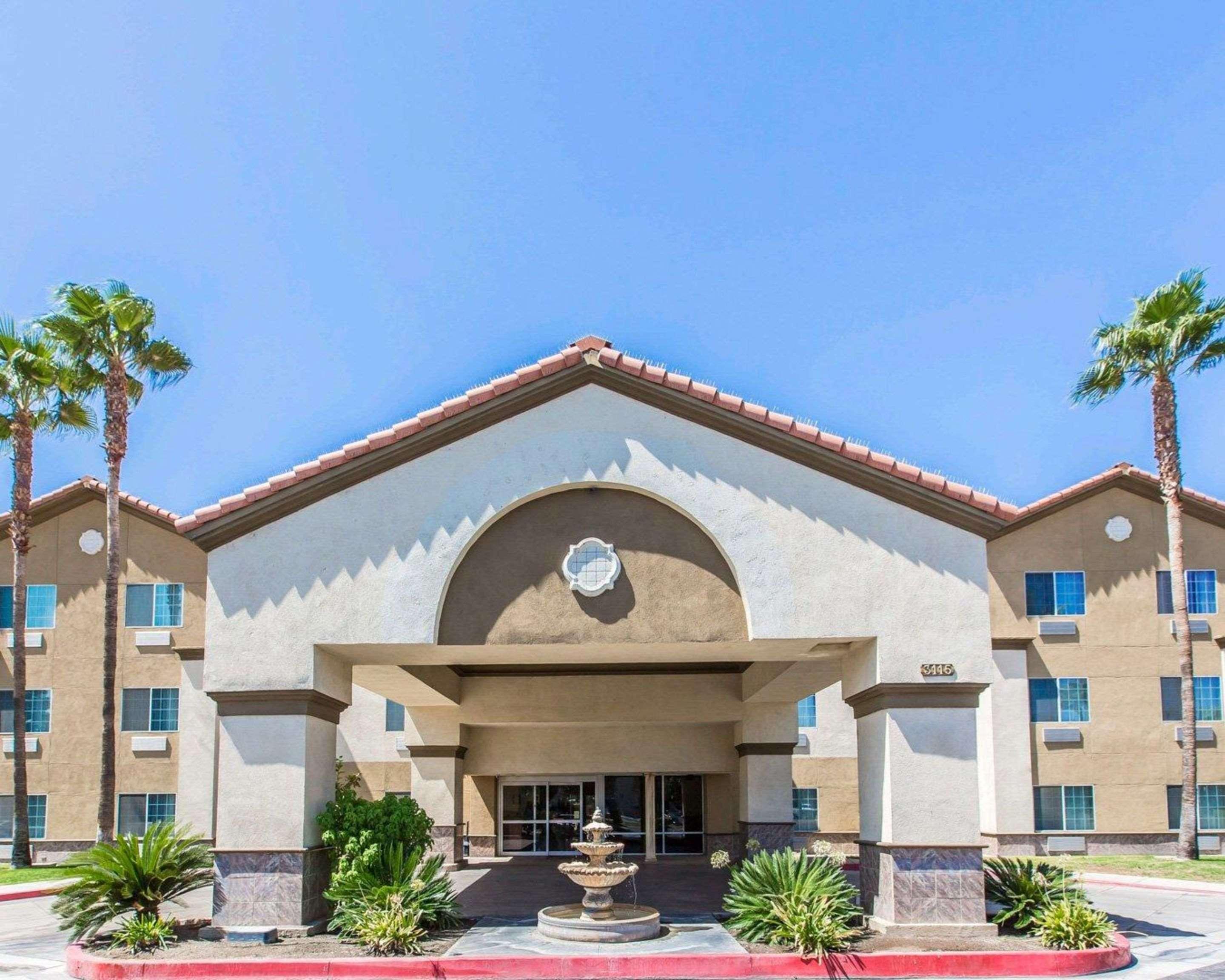 Comfort Suites Μπέικερσφιλντ Εξωτερικό φωτογραφία