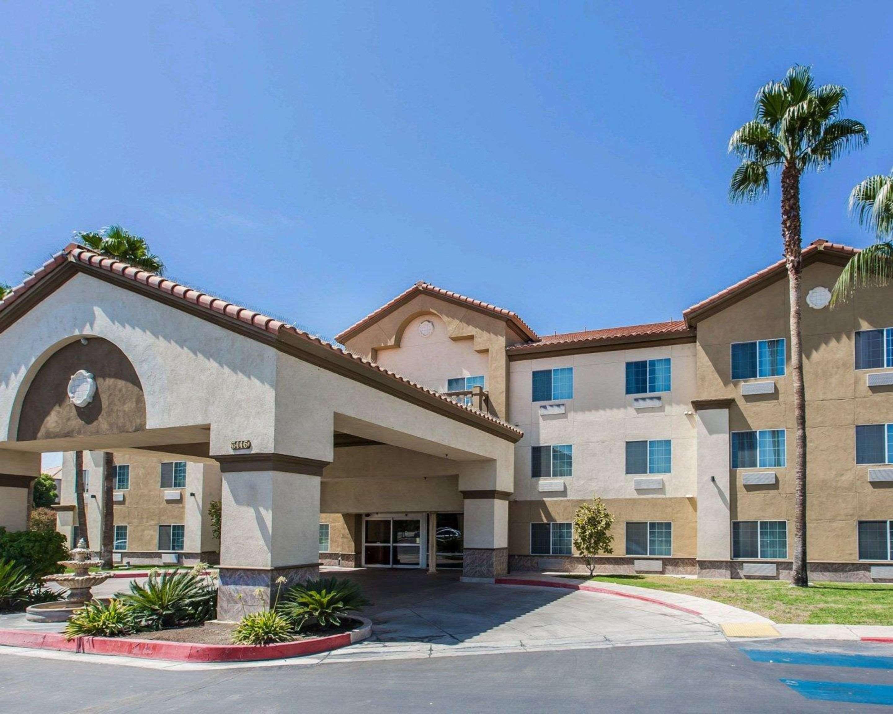 Comfort Suites Μπέικερσφιλντ Εξωτερικό φωτογραφία