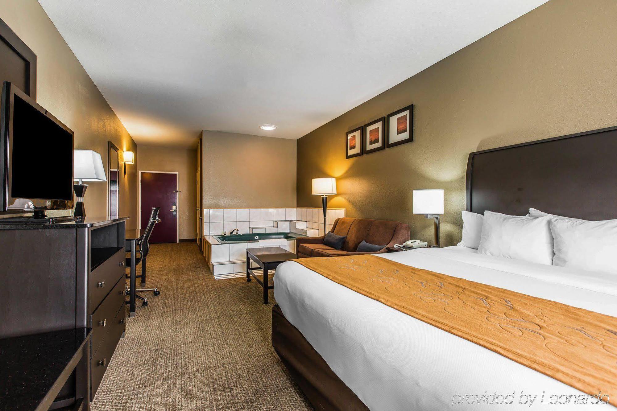 Comfort Suites Μπέικερσφιλντ Εξωτερικό φωτογραφία